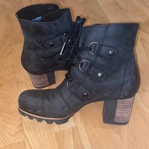 Sorel Women’s Boots